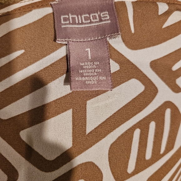 Chico’s Abstract Print Cold Shoulder Top Size 1 (M/8) - Picture 5 of 6